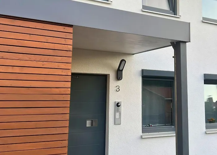 Modernes Reihenhaus Mit Terrasse Drei Schlafzimmer Fuer Sechs Personen * Kempten im Allgäu